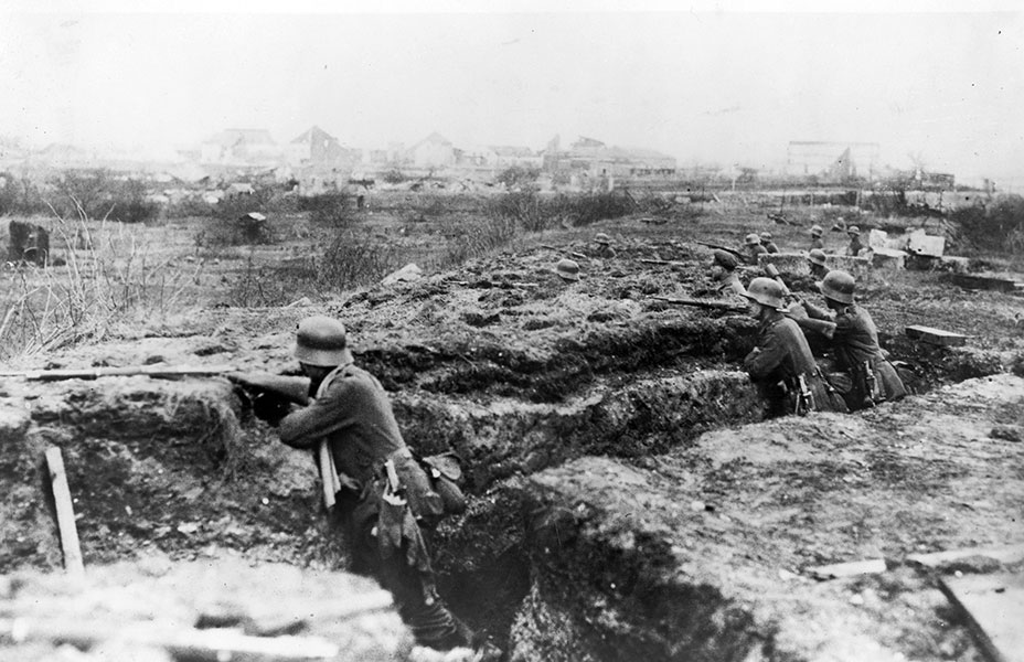 Soldats alemanys en una trinxera